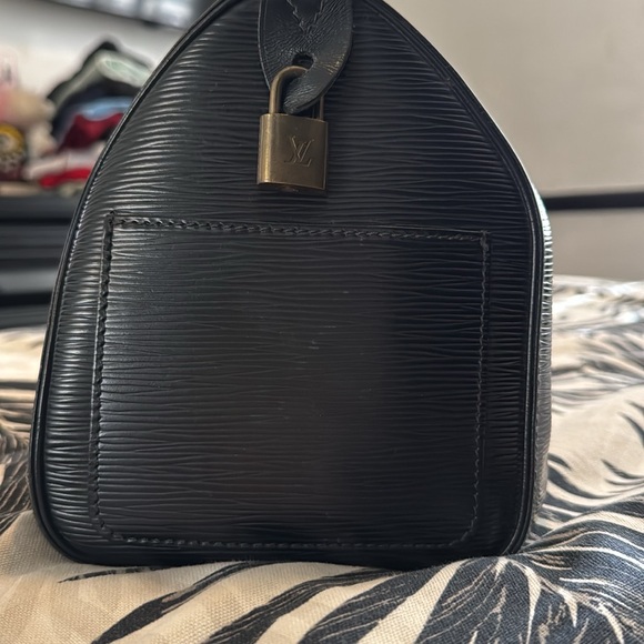 Vintage Louis Vuitton Purse - Picture 2 of 6